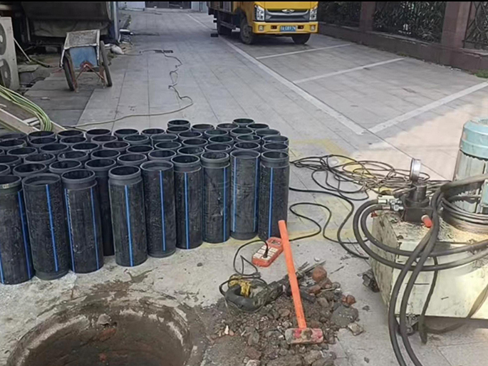 金口河PE置换管厂家 DN315置换管 非开挖管短管置换